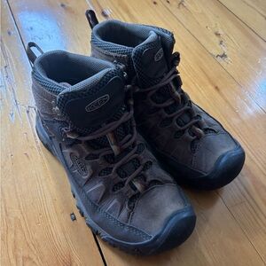 Keen Targhee Waterproof Hiking Boots